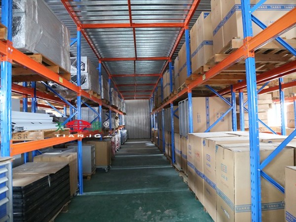 昆山天金岡老師傅教您如何計算重型貨架的尺寸，不被業務員蒙!