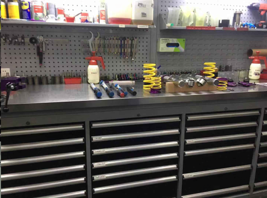 工具柜廠家天金岡已成功為上汽、吉利等眾多500強企業提供車間解決方案