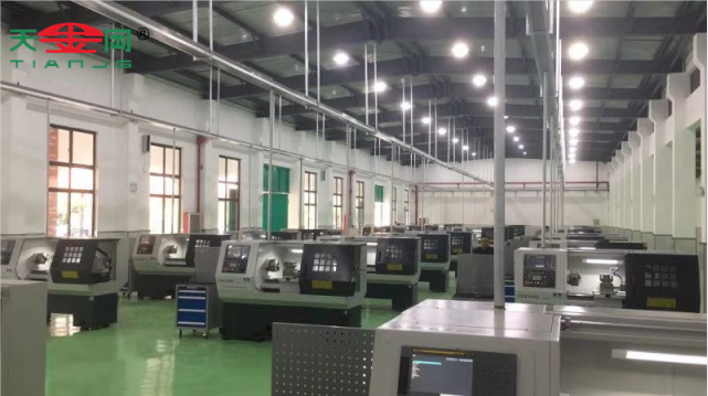 天金岡鉗工工具柜--客戶場(chǎng)景